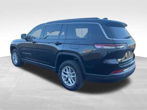 Used 2025 Jeep Grand Cherokee L Laredo image 7