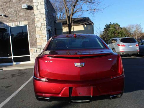 Used 2019 Cadillac XTS Luxury image 6