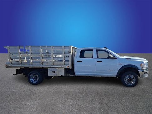 Used 2021 RAM 5500 Tradesman w/ Chrome Appearance Group image 4