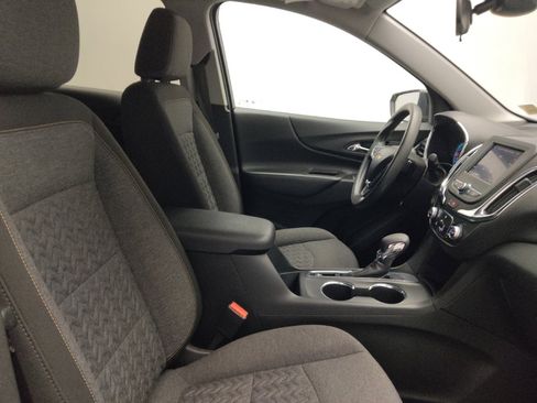 Used 2023 Chevrolet Equinox LT image 21