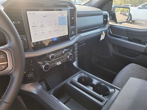 New 2025 Ford F150 XLT w/ Equipment Group 302A MID image 18