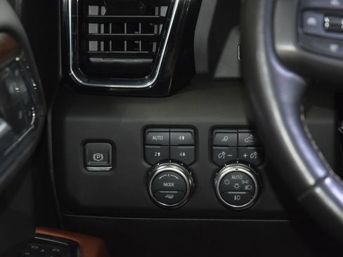 Used 2024 GMC Sierra 1500 Denali Ultimate AWD/4WD image 36