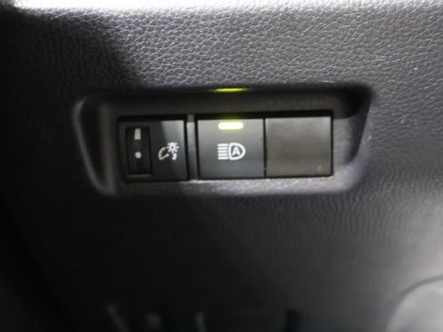 Used 2024 Toyota RAV4 XLE image 32