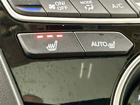 Used 2023 Acura RDX Base image 17