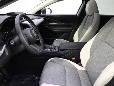 New 2026 MAZDA CX-30 Aire Edition image 13