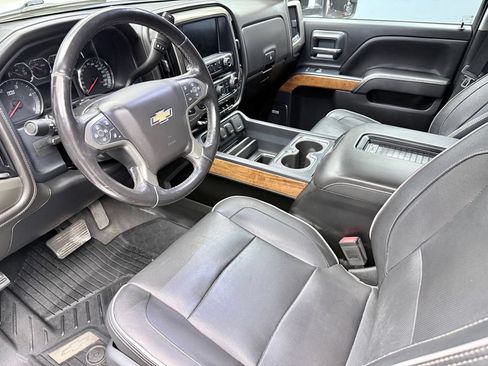 Used 2019 Chevrolet Silverado 2500 High Country w/ Duramax Plus Package AWD/4WD image 9