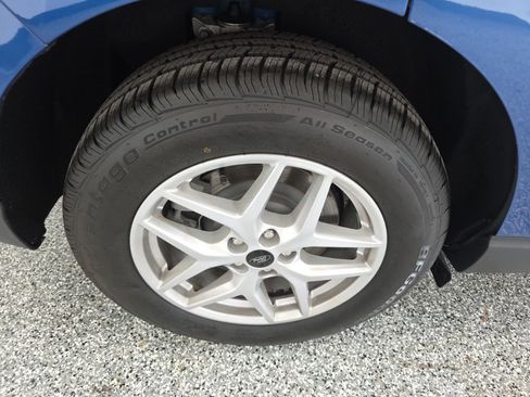 Used 2024 Ford Edge SEL image 13