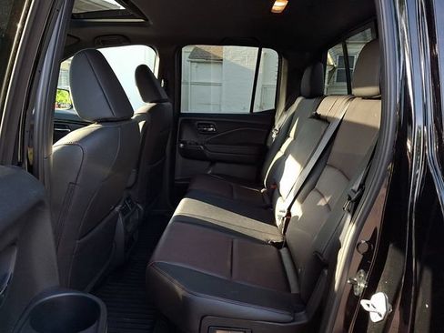 Used 2023 Honda Ridgeline Black Edition image 11