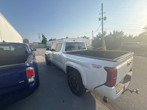 Used 2025 Toyota Tacoma TRD Sport RWD image 19
