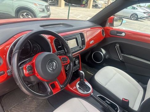 Used 2019 Volkswagen Beetle 2.0T image 5