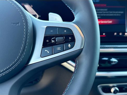 New 2026 BMW X6 M60i w/ Executive Package image 39