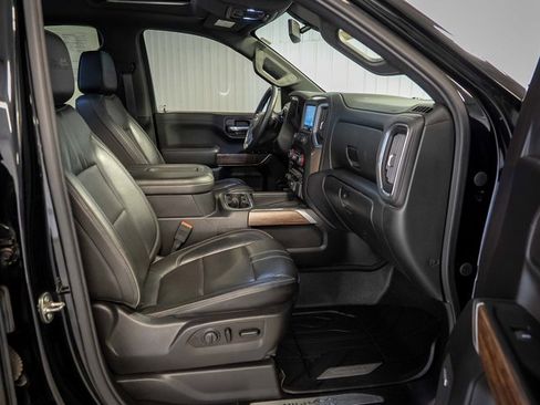 Used 2019 Chevrolet Silverado 1500 High Country image 16