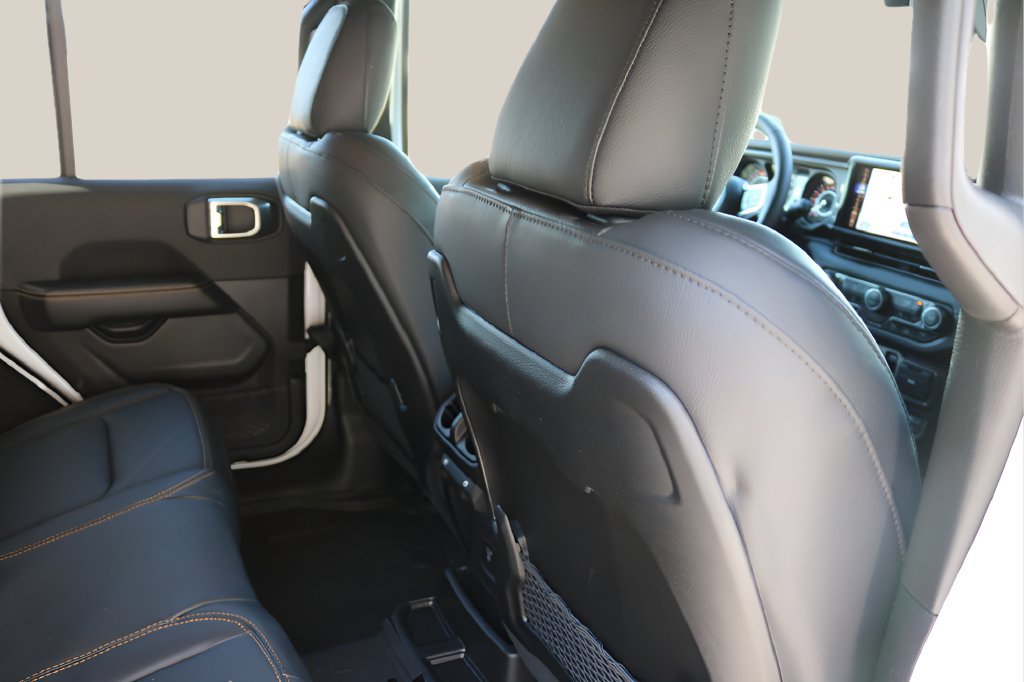 New 2027 Jeep Wrangler Unlimited Sahara AWD/4WD image 20