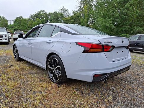 Used 2024 Nissan Altima 2.5 SR image 4