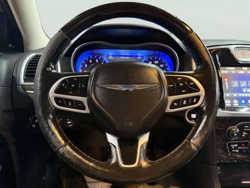 Used 2018 Chrysler 300 Limited w/ Safetytec Plus Group AWD/4WD image 38