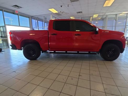 Used 2021 Chevrolet Silverado 1500 LT Trail Boss AWD/4WD image 9