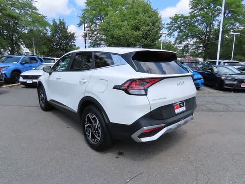 Used 2023 Kia Sportage LX AWD/4WD image 4