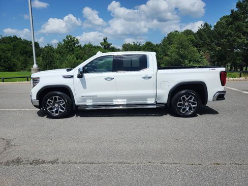 Certified 2025 GMC Sierra 1500 SLT w/ SLT Premium Plus Package AWD/4WD image 2