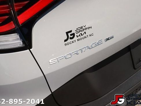 Certified 2024 Kia Sportage X-Pro Prestige AWD/4WD image 9