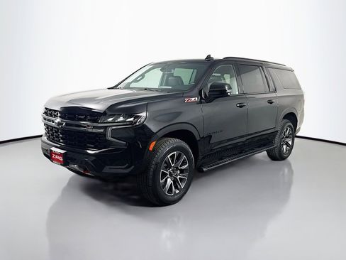 Used 2022 Chevrolet Suburban Z71 w/ Luxury Package image 1