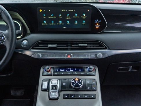 Used 2022 Hyundai Palisade Calligraphy w/ Winter Package image 29