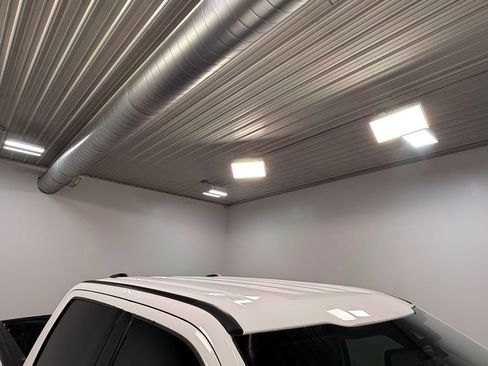 Used 2020 Ford F250 Lariat w/ FX4 Off-Road Package image 46