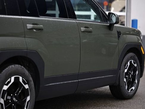 Certified 2025 Hyundai Santa Fe SEL image 9