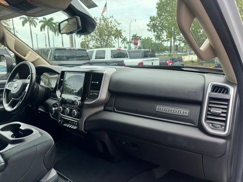 Used 2019 RAM 1500 Big Horn AWD/4WD image 17