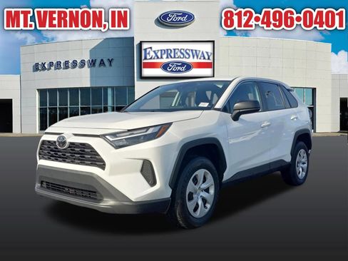 Used 2024 Toyota RAV4 LE image 3