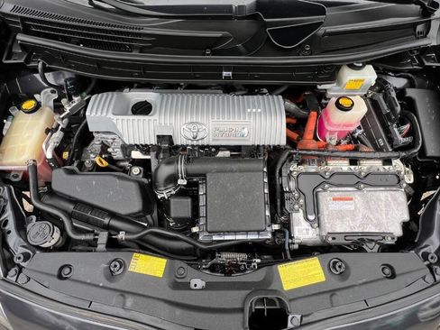 Used 2012 Toyota Prius Prime Plug-In Hybrid image 30