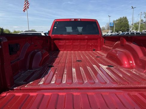 New 2026 RAM 3500 Tradesman AWD/4WD image 17