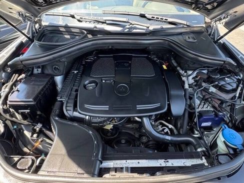 Used 2015 Mercedes-Benz ML 350 4MATIC image 2