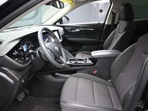 Used 2023 Buick Envision Preferred image 17