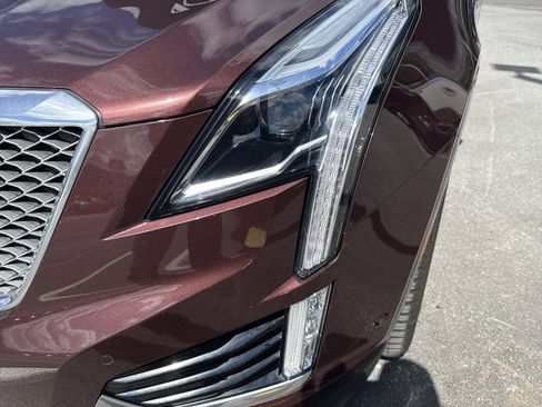Used 2022 Cadillac XT5 Premium Luxury w/ Platinum Package AWD/4WD image 10