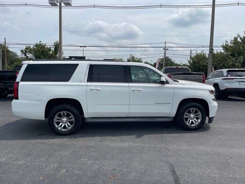 Used 2015 Chevrolet Suburban LT AWD/4WD image 21