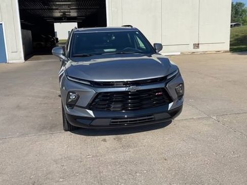 Used 2024 Chevrolet Blazer RS w/ Enhanced Convenience Package AWD/4WD image 3