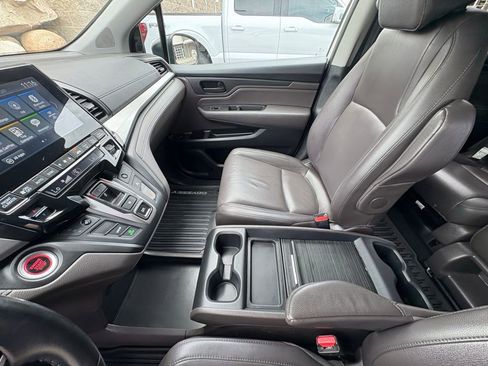 Used 2018 Honda Odyssey EX-L image 24