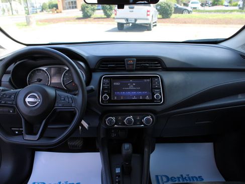 Used 2024 Nissan Versa S w/ Trunk Package FWD image 17