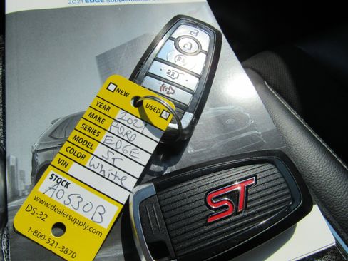 Used 2021 Ford Edge ST w/ Equipment Group 401A image 19