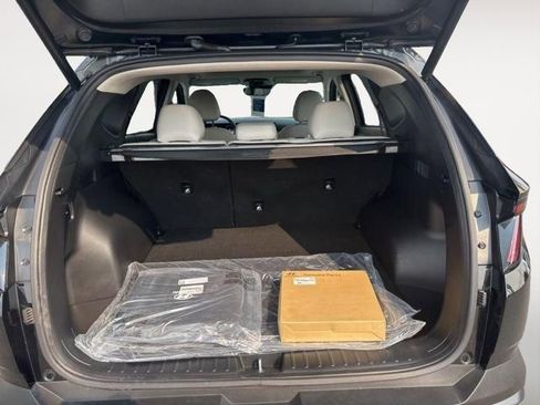 Used 2025 Hyundai Tucson SEL image 11