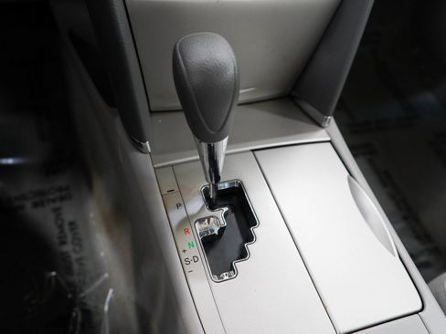 Used 2011 Toyota Camry LE FWD image 20