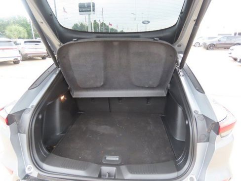 Used 2025 Buick Envista Sport Touring w/ Convenience I Package FWD image 12
