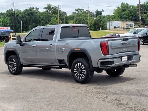Used 2024 GMC Sierra 2500 Denali Ultimate w/ Max Trailering Package AWD/4WD image 7