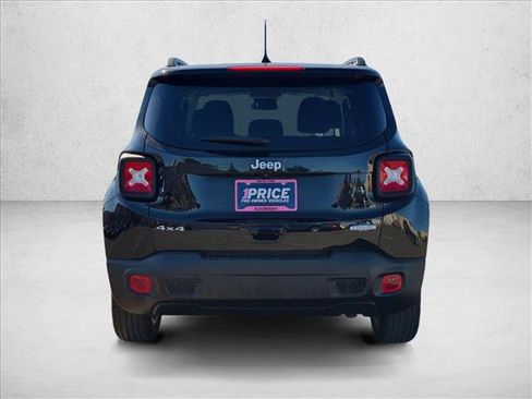 Used 2022 Jeep Renegade Latitude AWD/4WD image 6