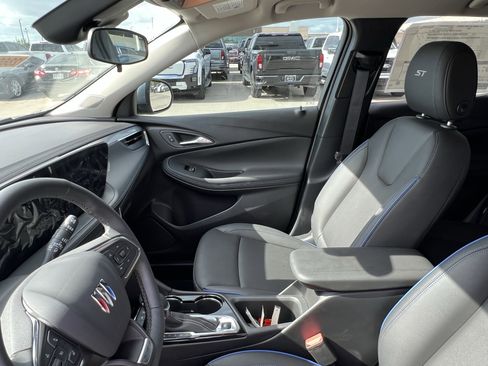 New 2026 Buick Encore GX Sport Touring w/ Comfort Package image 21