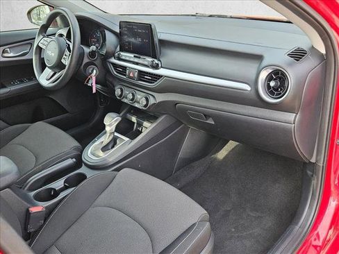 Used 2024 Kia Forte LXS image 20