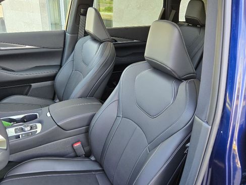 Used 2026 INFINITI QX60 Luxe w/ Cargo Package AWD/4WD image 7