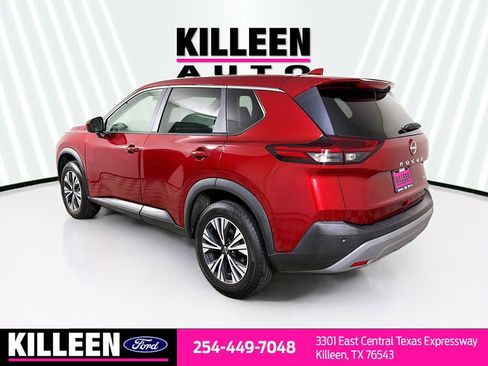 Used 2023 Nissan Rogue SV FWD image 6
