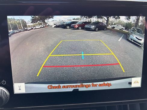 Used 2025 Toyota RAV4 XLE w/ Convenience Package image 17