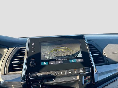 Used 2021 Honda Odyssey Elite image 14